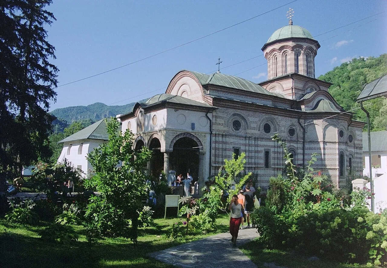 Manastirea Cozia din judetul Valcea
